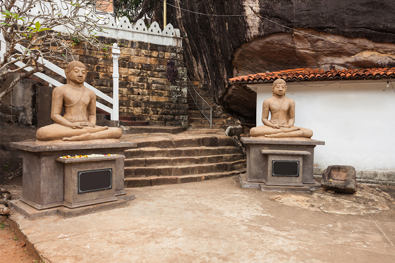 DAY 04 - SIGIRIYA | SPICE GARDEN | ALU VIHARAYA TEMPLE | KANDY (APPROX TRAVEL TIME 3 HRS)